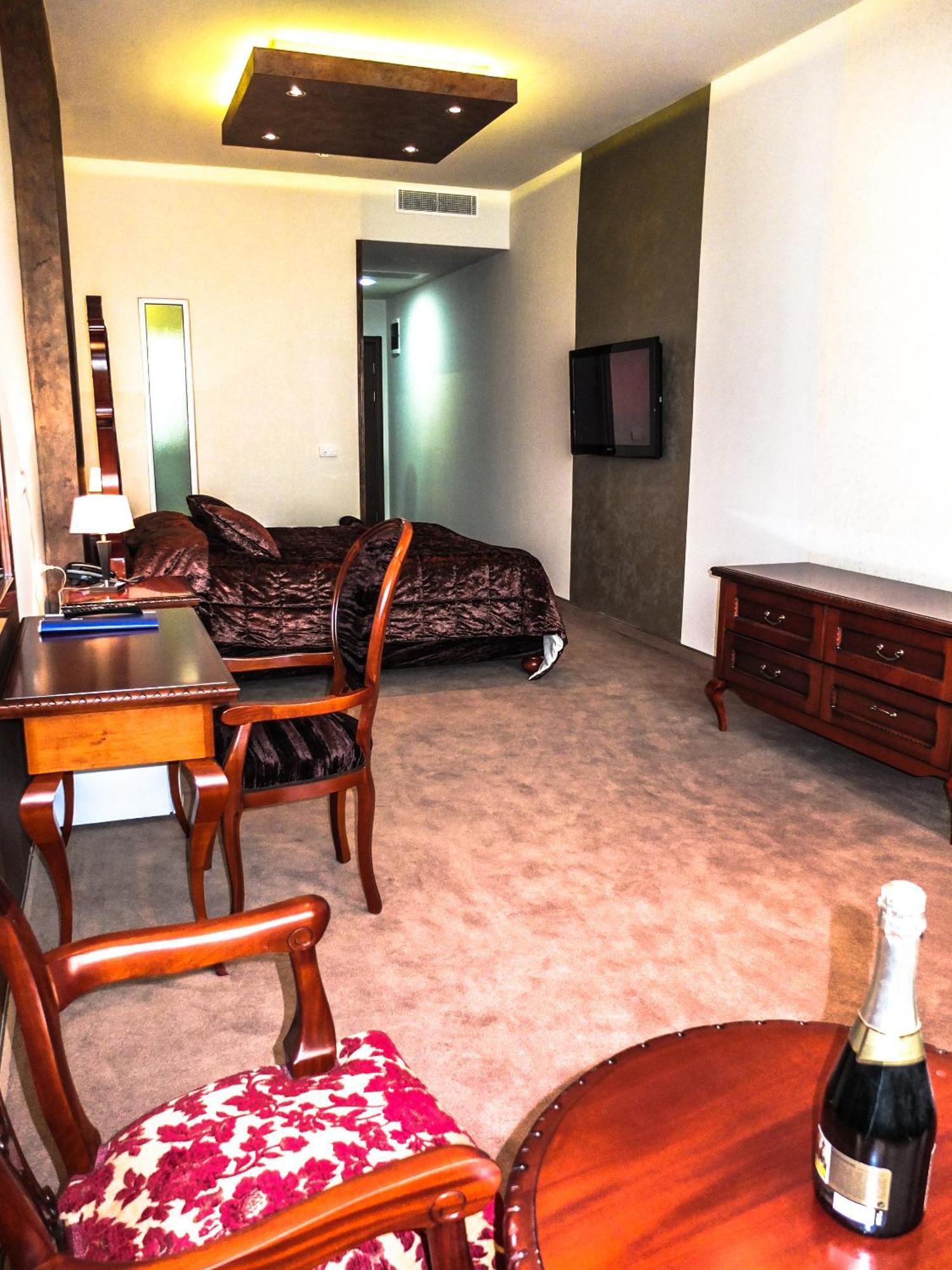 נובי סאד Hotel Putnik חדר תמונה