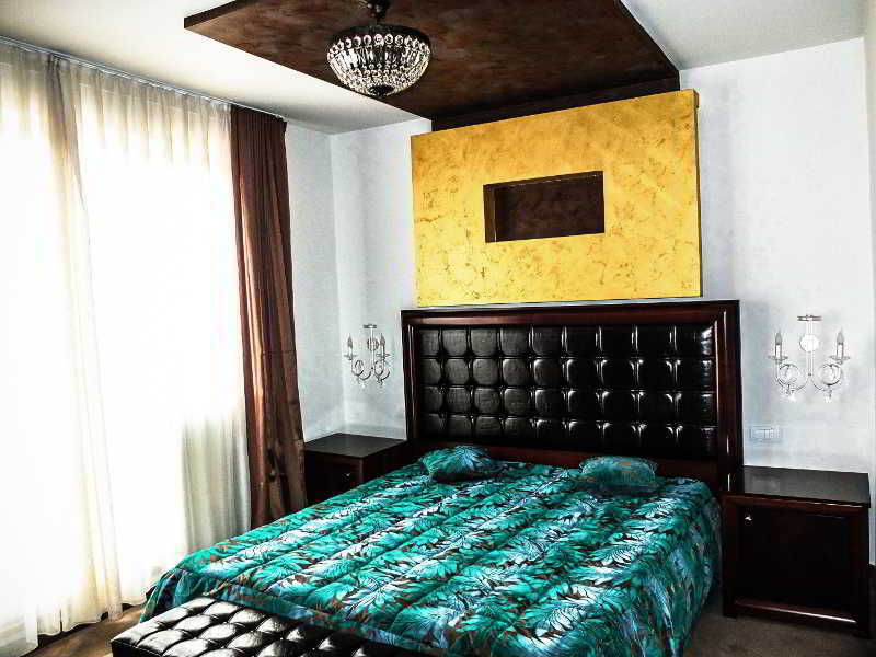 נובי סאד Hotel Putnik מראה חיצוני תמונה