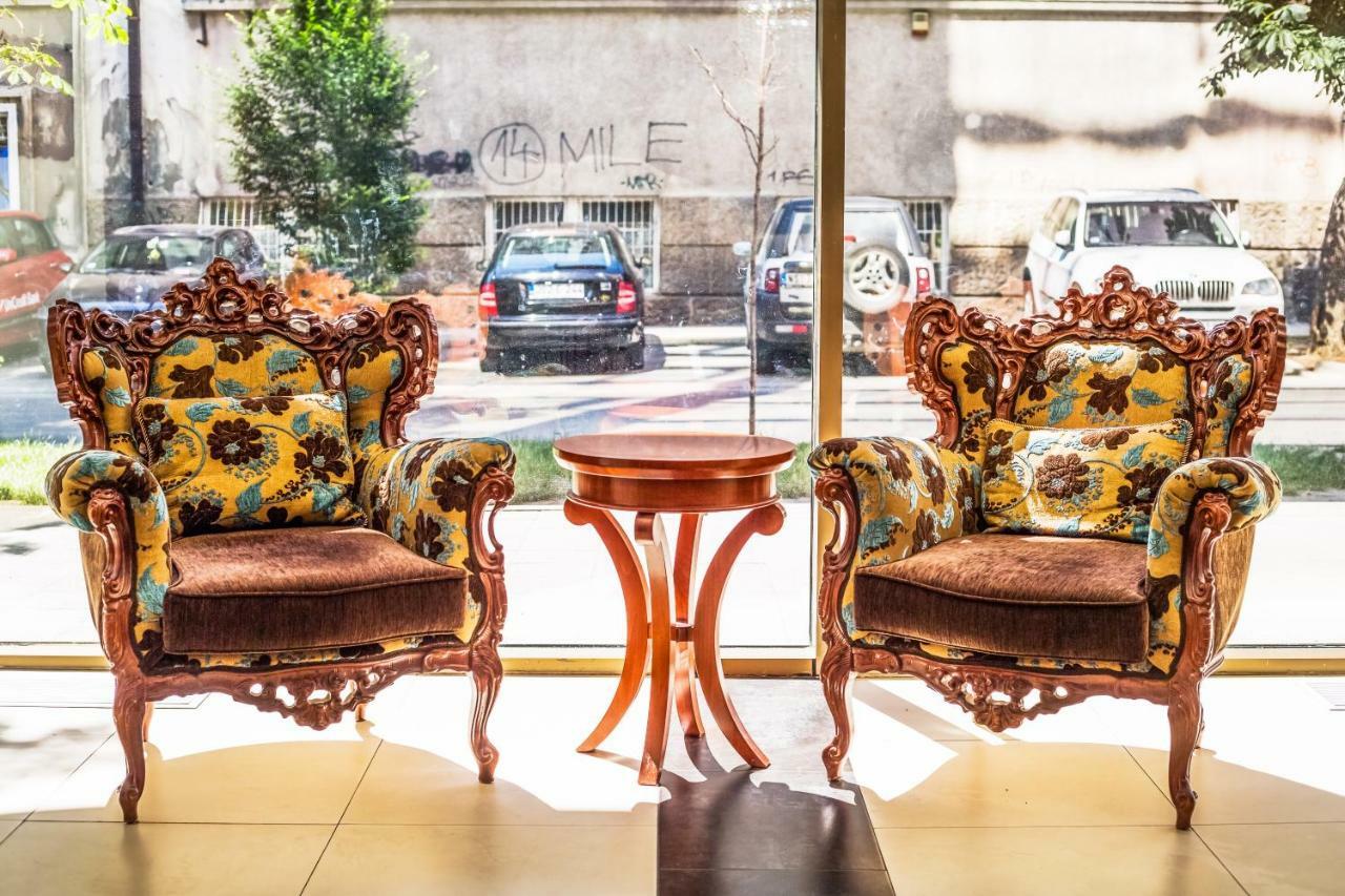 נובי סאד Hotel Putnik מראה חיצוני תמונה